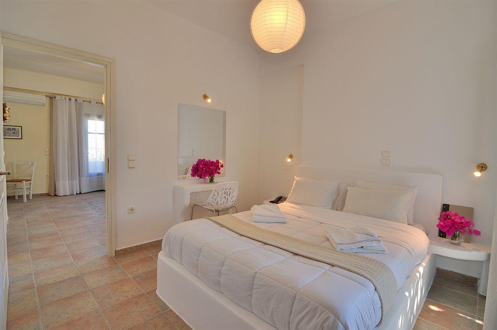 Delmar Apartments & Suites Milos - Delmar Collection بولونيا المظهر الخارجي الصورة
