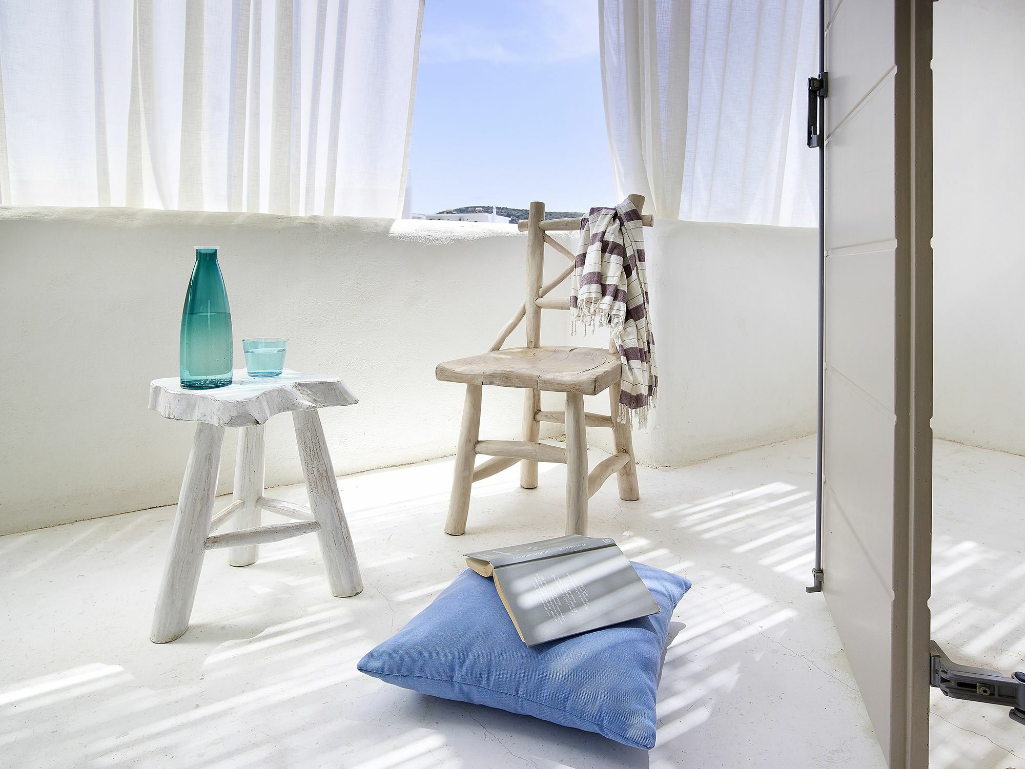 Delmar Apartments & Suites Milos - Delmar Collection بولونيا المظهر الخارجي الصورة